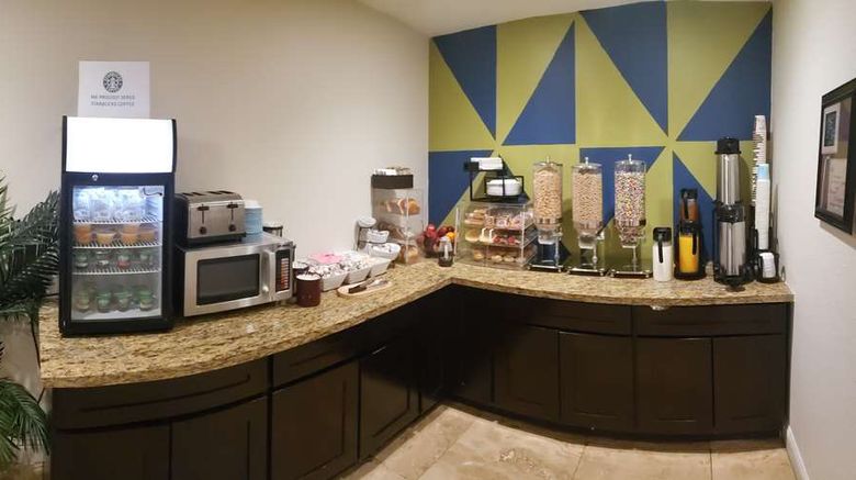 <b>SureStay Hotel by Best Western Vallejo Restaurant</b>. Images powered by <a href="https://iceportal.shijigroup.com/" title="IcePortal" target="_blank">IcePortal</a>.