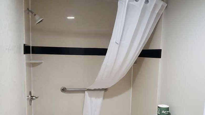 <b>SureStay Hotel by Best Western Vallejo Room</b>. Images powered by <a href="https://iceportal.shijigroup.com/" title="IcePortal" target="_blank">IcePortal</a>.