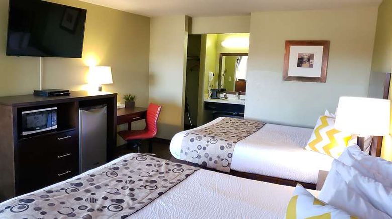 <b>SureStay Hotel by Best Western Vallejo Room</b>. Images powered by <a href="https://iceportal.shijigroup.com/" title="IcePortal" target="_blank">IcePortal</a>.