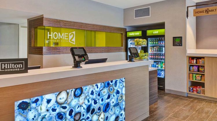 Home2 Suites-Hilton I-75 Pine Ridge Rd Lobby