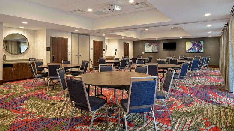<b>Hampton Inn Pleasant View Meeting</b>. Images powered by <a href="https://iceportal.shijigroup.com/" title="IcePortal" target="_blank">IcePortal</a>.