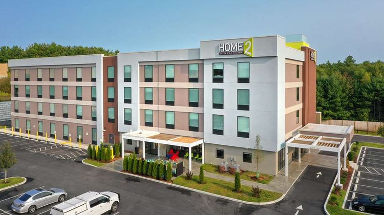 Home2 Suites by Hilton Raynham Exterior