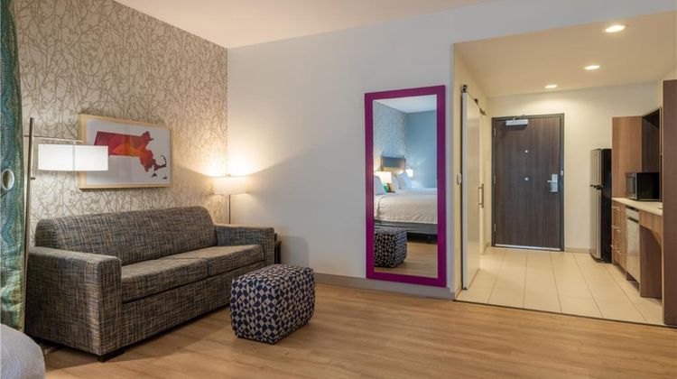 Home2 Suites by Hilton Raynham Room
