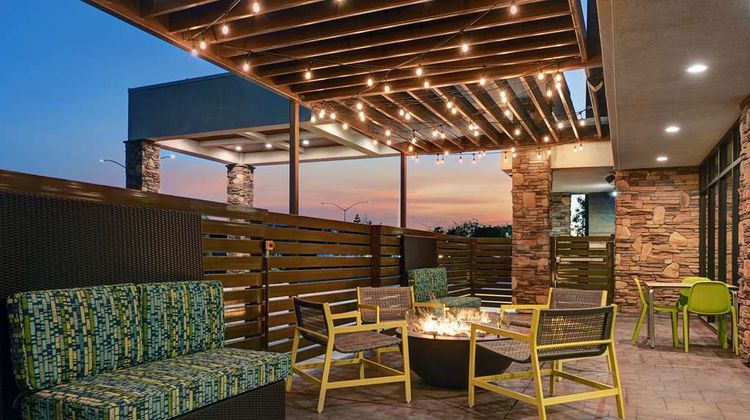 Home2 Suites by Hilton Tracy Exterior