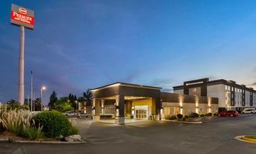 Best Western Premier Richmond Gateway