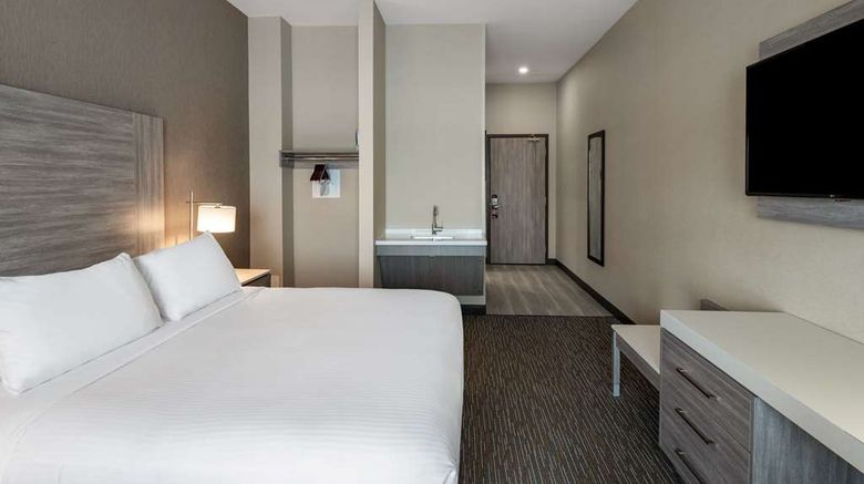 <b>Wingate by Wyndham Kanata West Suite</b>. Images powered by <a href="https://iceportal.shijigroup.com/" title="IcePortal" target="_blank">IcePortal</a>.