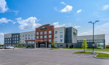 Wingate by Wyndham Kanata West