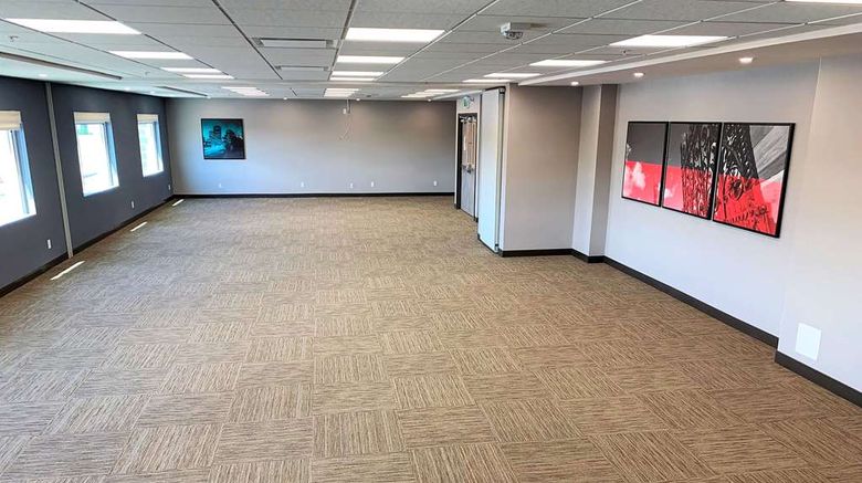 <b>Wingate by Wyndham Kanata West Meeting</b>. Images powered by <a href="https://iceportal.shijigroup.com/" title="IcePortal" target="_blank">IcePortal</a>.