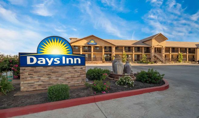 Days Inn by Wyndham Galt Exterior