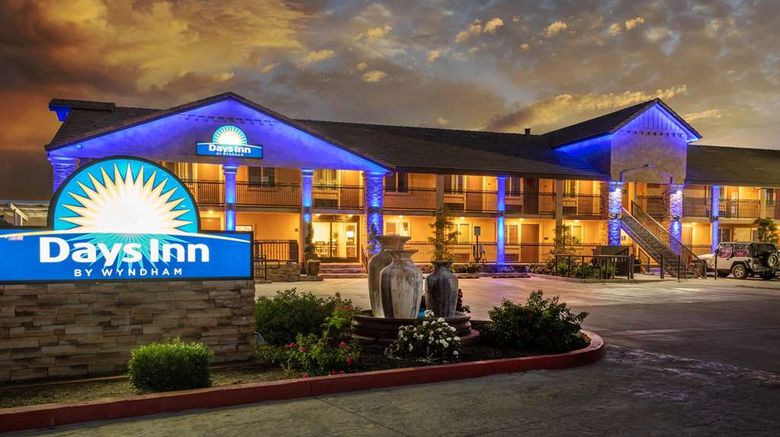 <b>Days Inn by Wyndham Galt Exterior</b>. Images powered by <a href="https://iceportal.shijigroup.com/" title="IcePortal" target="_blank">IcePortal</a>.