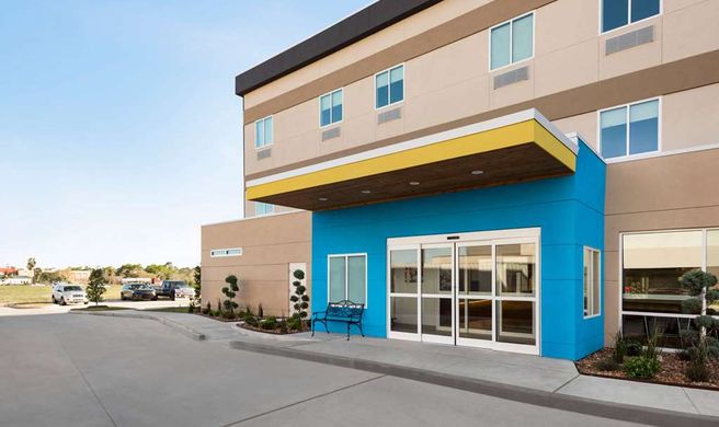 Days Inn Beaumont West I-10 Walden Exterior