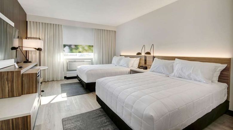 <b>Wyndham Garden Sacramento Airport Room</b>. Images powered by <a href="https://iceportal.shijigroup.com/" title="IcePortal" target="_blank">IcePortal</a>.