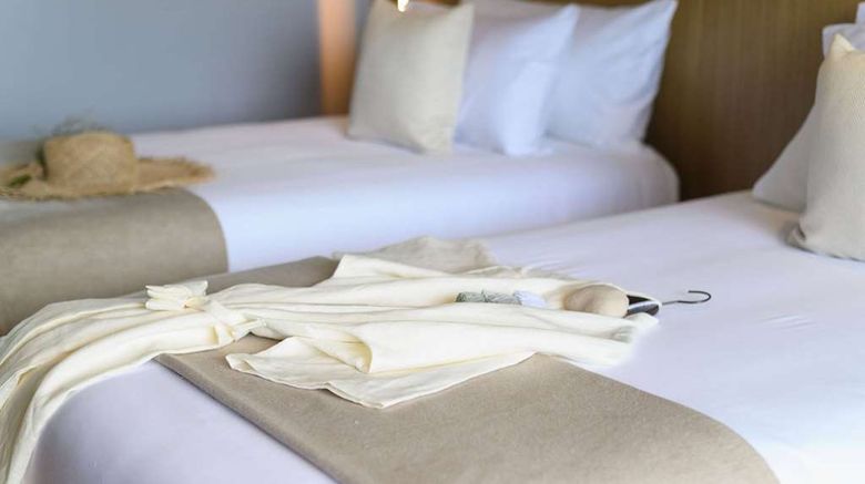 <b>Wyndham Grand Nai Harn Beach Phuket Room</b>. Images powered by <a href="https://iceportal.shijigroup.com/" title="IcePortal" target="_blank">IcePortal</a>.