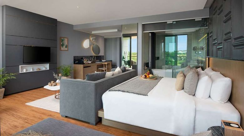 <b>Wyndham Grand Nai Harn Beach Phuket Room</b>. Images powered by <a href="https://iceportal.shijigroup.com/" title="IcePortal" target="_blank">IcePortal</a>.
