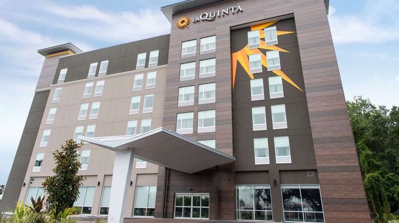 La Quinta Inn  and  Suite by Wyndham Exterior. Images powered by <a href="https://iceportal.shijigroup.com" target="_blank" rel="noopener">Ice Portal</a>.