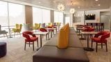 La Quinta Inn & Suite by Wyndham Lobby