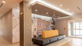 La Quinta Inn & Suite by Wyndham Lobby