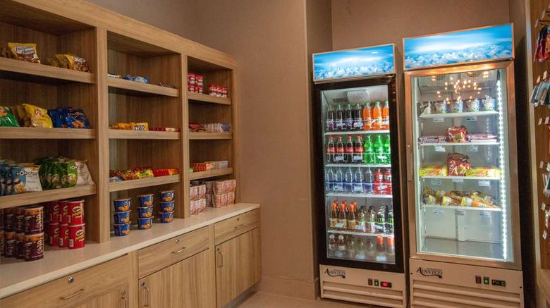 <b>La Quinta Inn & Suite by Wyndham Other</b>. Images powered by <a href="https://iceportal.shijigroup.com/" title="IcePortal" target="_blank">IcePortal</a>.