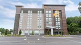 La Quinta Inn & Suite by Wyndham Exterior