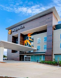 La Quinta Inn & Suites by Wyndham