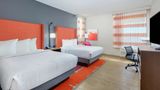 La Quinta Inn-Suites by Wyndham Lakeway Room