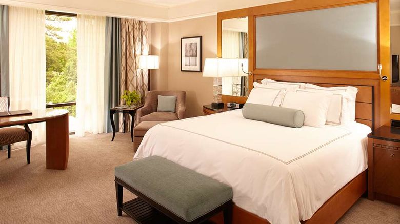<b>The Umstead Hotel and Spa Room</b>. Images powered by <a href="https://iceportal.shijigroup.com/" title="IcePortal" target="_blank">IcePortal</a>.