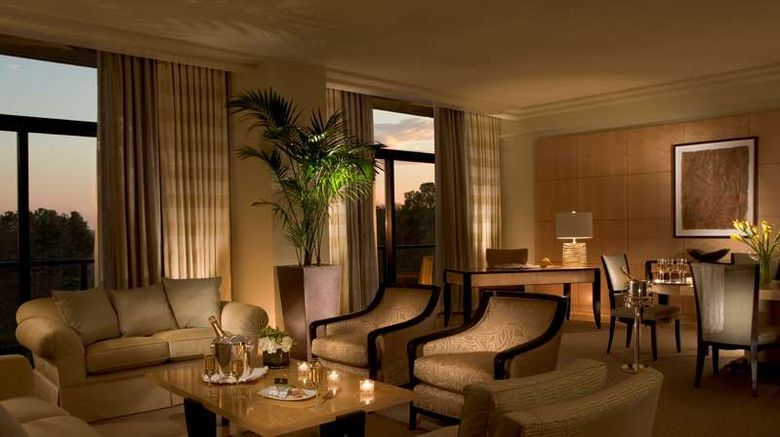 <b>The Umstead Hotel and Spa Suite</b>. Images powered by <a href="https://iceportal.shijigroup.com/" title="IcePortal" target="_blank">IcePortal</a>.