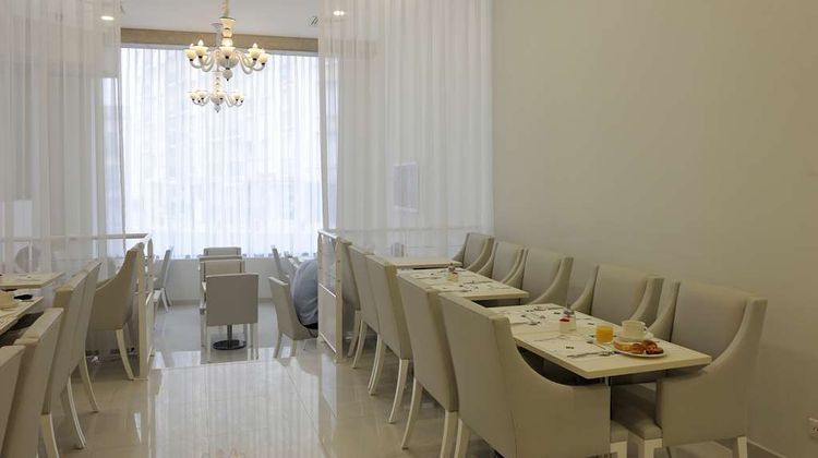 Kyriad Prestige Perpignan Centre Del Mon Restaurant