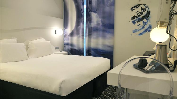Kyriad Prestige Perpignan Centre Del Mon Room