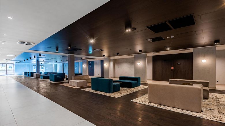 <b>Radisson Blu Resort & Conference Mazury Lobby</b>. Images powered by <a href="https://iceportal.shijigroup.com/" title="IcePortal" target="_blank">IcePortal</a>.
