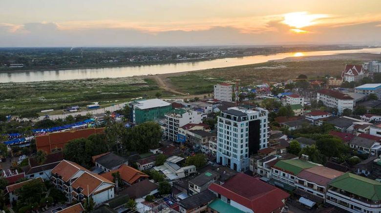 <b>SureStay Hotel by Best Western Vientiane Exterior</b>. Images powered by <a href="https://iceportal.shijigroup.com/" title="IcePortal" target="_blank">IcePortal</a>.