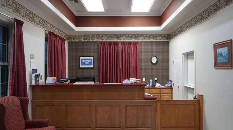 Rodeway Inn Beebe Lobby