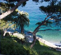 Cap Estel Exterior