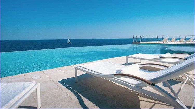 Cap Estel Pool
