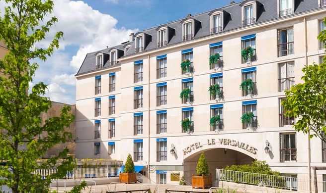 Le Versailles Hotel Exterior