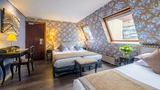 <b>Hotel Royal Saint Germain Room</b>. Images powered by <a href="https://iceportal.shijigroup.com/" title="IcePortal" target="_blank">IcePortal</a>.