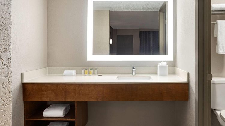 Days Inn by Wyndham Apopka/Orlando Room