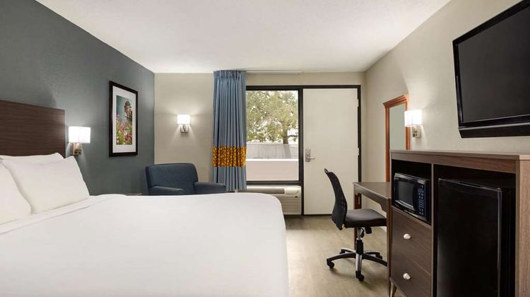 Baymont by Wyndham Wilmington Room