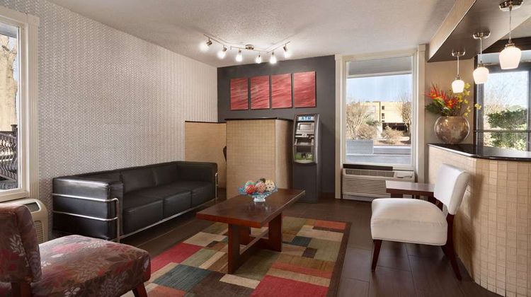 Baymont by Wyndham Wilmington Lobby