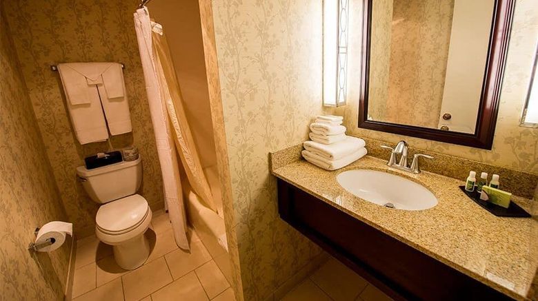 <b>Peek'n Peak Resort & Conference Center Room</b>. Images powered by <a href="https://iceportal.shijigroup.com/" title="IcePortal" target="_blank">IcePortal</a>.