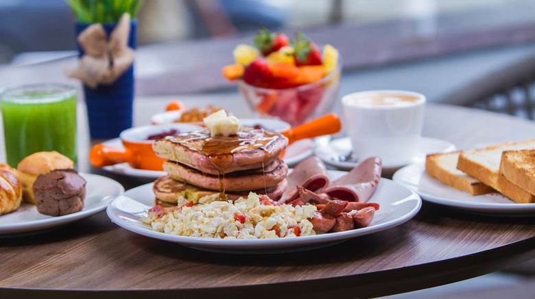 <b>Mado Hotel Restaurant</b>. Images powered by <a href="https://iceportal.shijigroup.com/" title="IcePortal" target="_blank">IcePortal</a>.