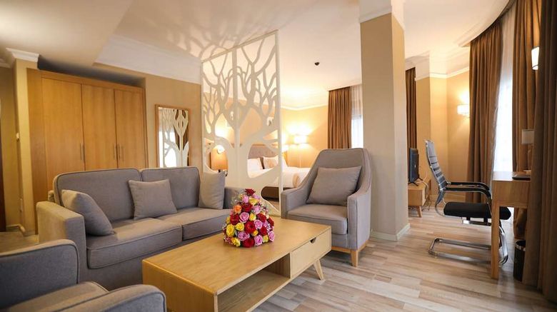 <b>Mado Hotel Suite</b>. Images powered by <a href="https://iceportal.shijigroup.com/" title="IcePortal" target="_blank">IcePortal</a>.