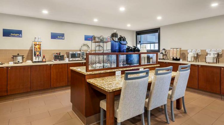 Best Western Chicago - Downers Grove Restaurant