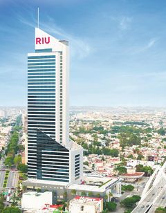 Hotel Riu Plaza Guadalajara