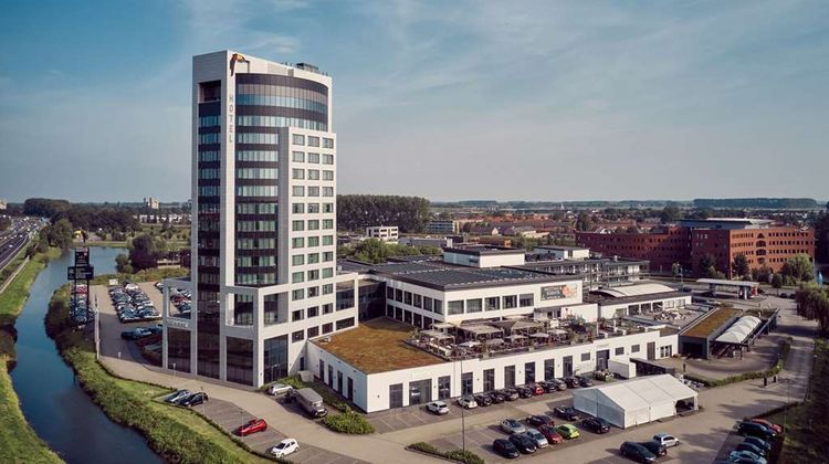 Van der Valk Hotel Tiel Exterior