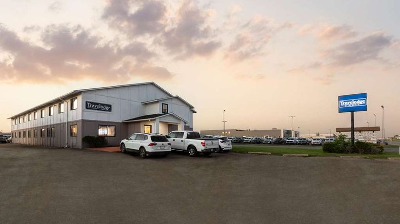 <b>Travelodge by Wyndham Redwood Falls Exterior</b>. Images powered by <a href="https://iceportal.shijigroup.com/" title="IcePortal" target="_blank">IcePortal</a>.