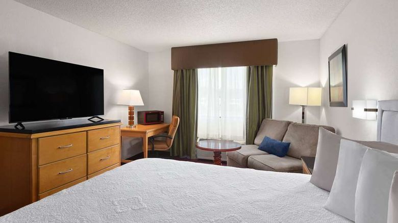 <b>Travelodge by Wyndham Redwood Falls Room</b>. Images powered by <a href="https://iceportal.shijigroup.com/" title="IcePortal" target="_blank">IcePortal</a>.