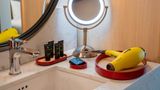 <b>Hyatt Centric Downtown Portland Room</b>. Images powered by <a href="https://iceportal.shijigroup.com/" title="IcePortal" target="_blank">IcePortal</a>.