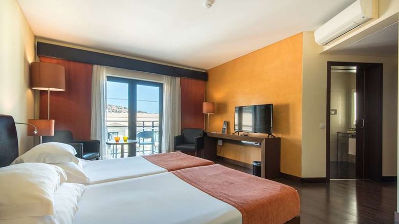 <b>Vila Gale Santa Cruz Room</b>. Images powered by <a href="https://iceportal.shijigroup.com/" title="IcePortal" target="_blank">IcePortal</a>.