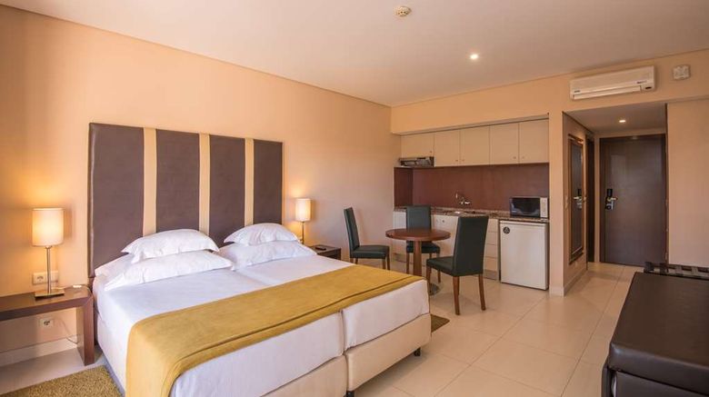 <b>Vila Gale Atlantico Room</b>. Images powered by <a href="https://iceportal.shijigroup.com/" title="IcePortal" target="_blank">IcePortal</a>.